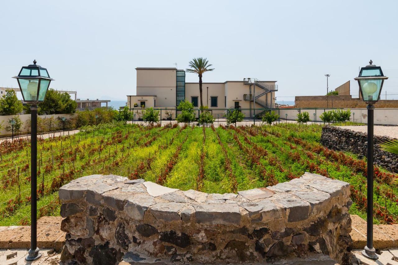 Melograno Undici Aparthotel Ercolano Exterior photo